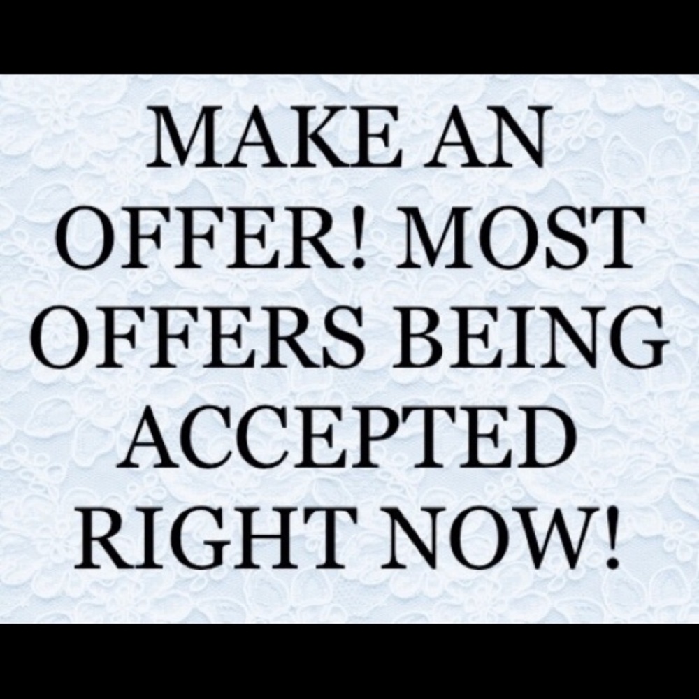 🍀Taking ALL Offers🍀